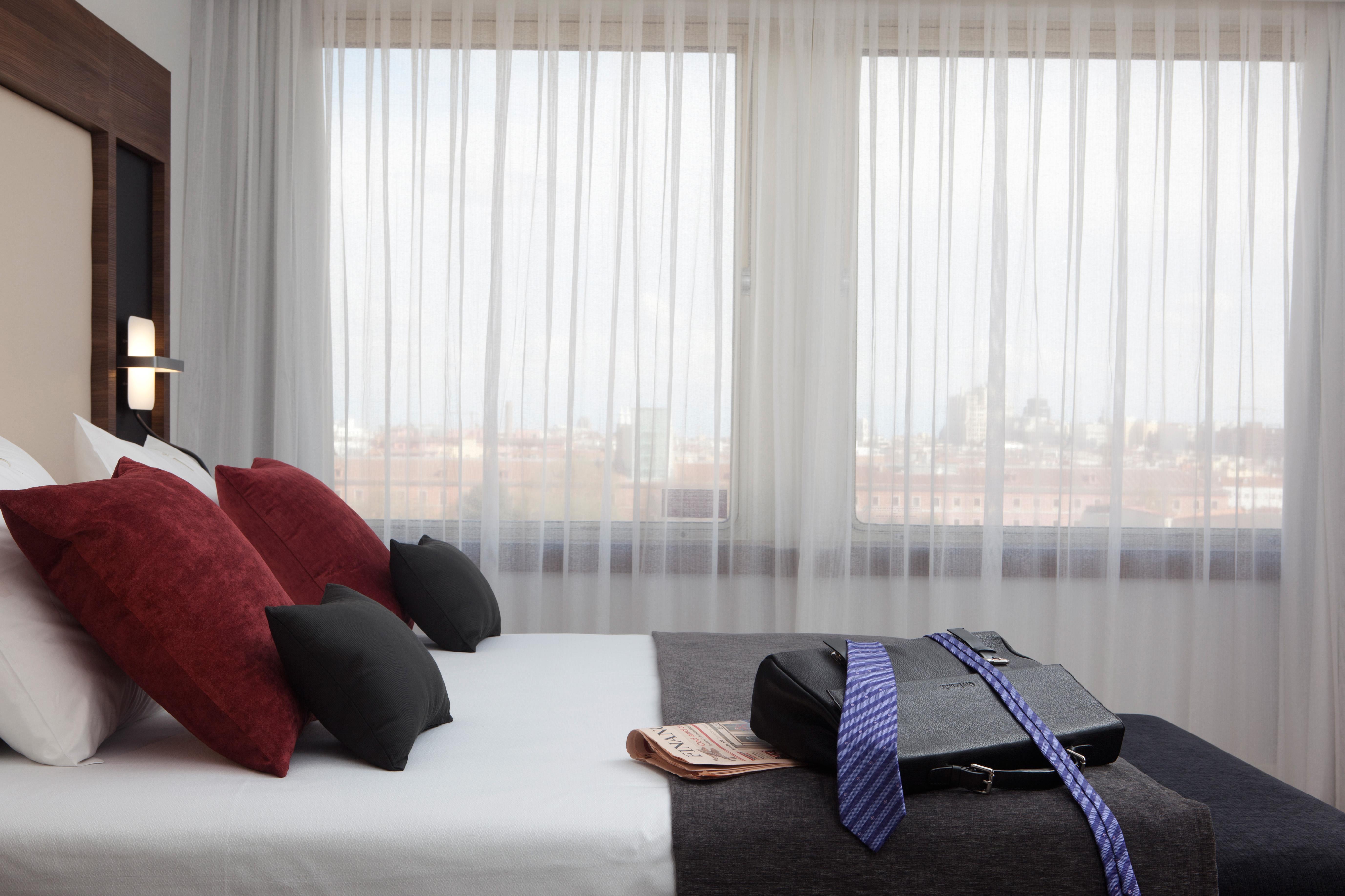 Hotel Princesa Plaza Мадрид Экстерьер фото